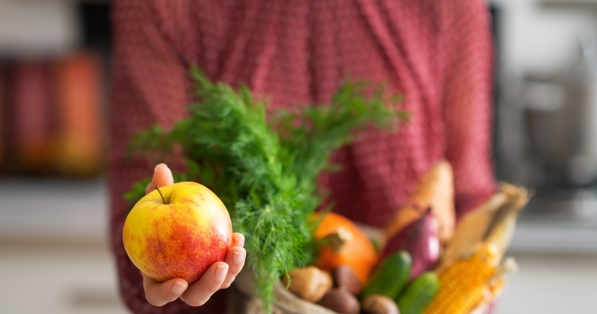 Każdego dnia na detoksie jedz 1-2 jabłka /123RF/PICSEL