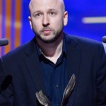 Każdy choć raz w życiu poczuł się samotny. Pierwszym filmem podbił polskie kino. Teraz też się uda?