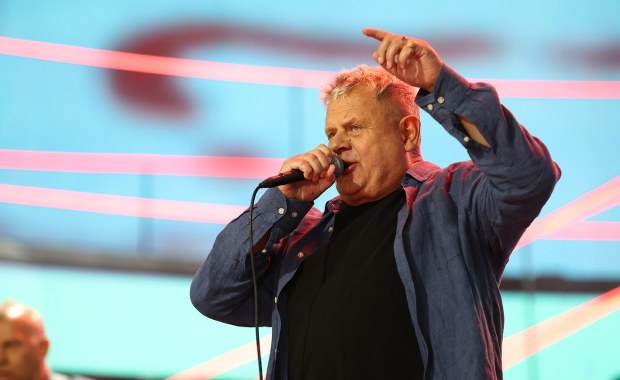 Kazik przeprasza za "straszne wczorajsze wydarzenie". Fani byli rozczarowani