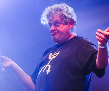 Kazik Staszewski i Kwartet ProForma razem śpiewają Leonarda Cohena. "Prawie tak jak blues" zapowiedzią płyty "Leonard Cohen. Wiemy, kim jest" 