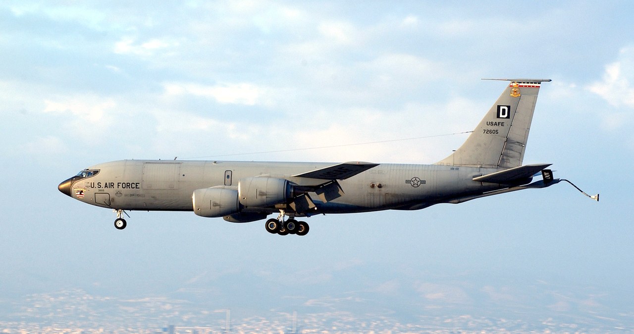 KC-135 Stratotanker /U.S. AIR FORCE /Wikimedia