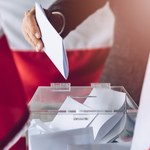 ​KE nie komentuje polskiego referendum, ale odnosi się do pytań