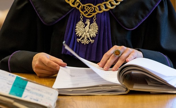 KE uruchamia wobec Polski procedurę o naruszenie unijnego prawa: Chodzi o ustawę dyscyplinującą sędziów