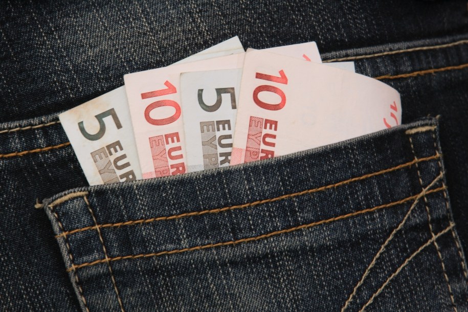 KE żąda od Polski informacji w sprawie decyzji podatkowych / 	Lech Muszyński    /PAP/EPA