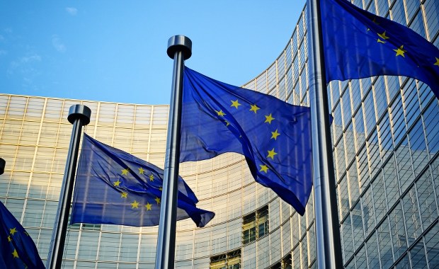 KE zatwierdziła 31 mln euro dla Polski. Pieniądze trafią do czterech województw