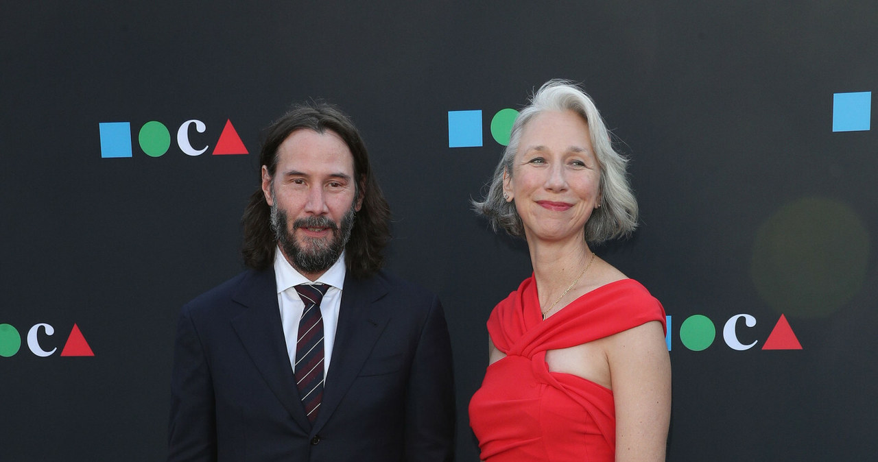 Keanu Reeves i Alexandra Grant na gali MOCA 2022 /SplashNews.com/East News /East News