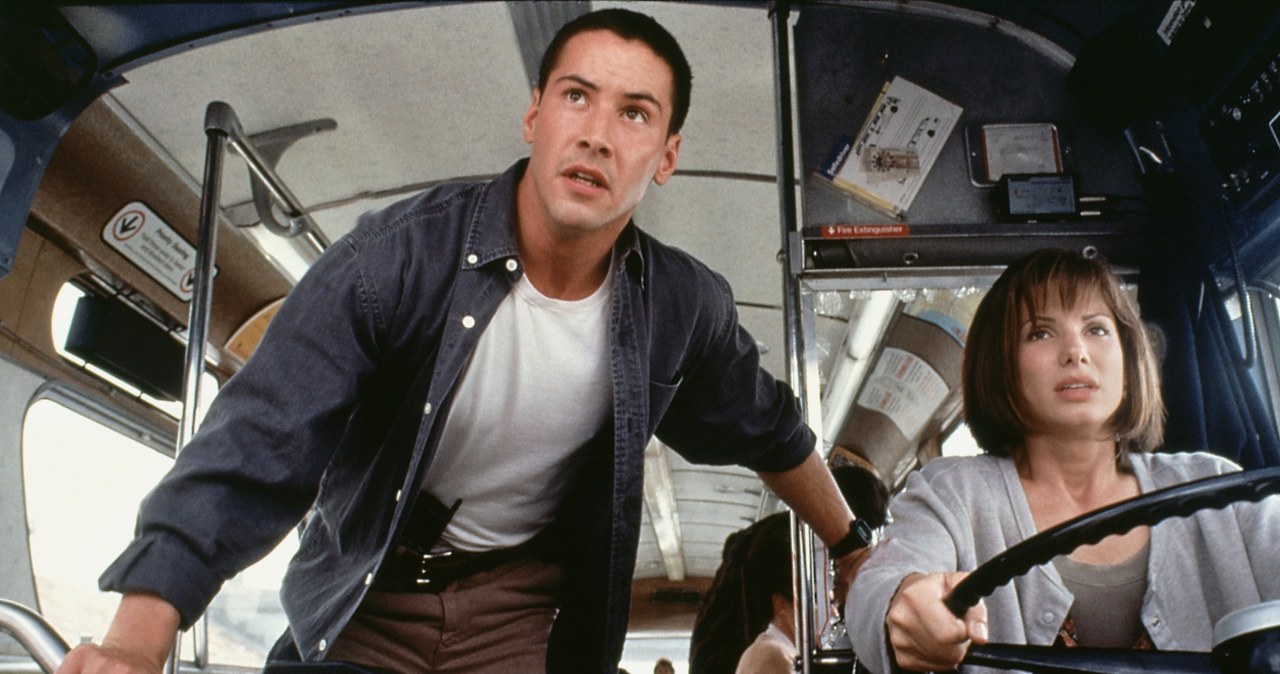 Keanu Reeves i Sandra Bullock w filmie "Speed - Niebezpieczna prędkość" /AKPA