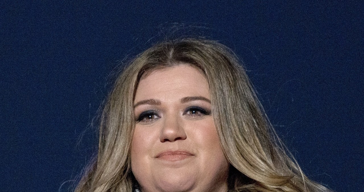 Kelly Clarkson, 2016 rok /East News