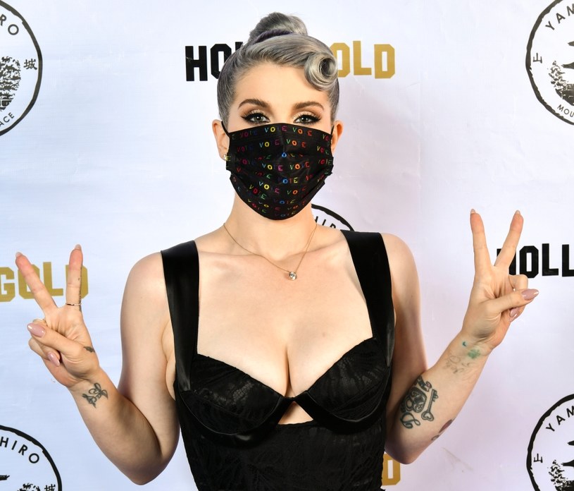 Kelly Osbourne nie ukrywa, że nie wybaczyła dyskryminującym ją mężczyznom. /Getty Images