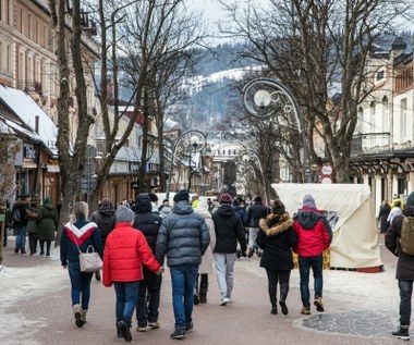 Kelnerka z Zakopanego o Polakach: "Traktują nas jak automat do jedzenia i picia"