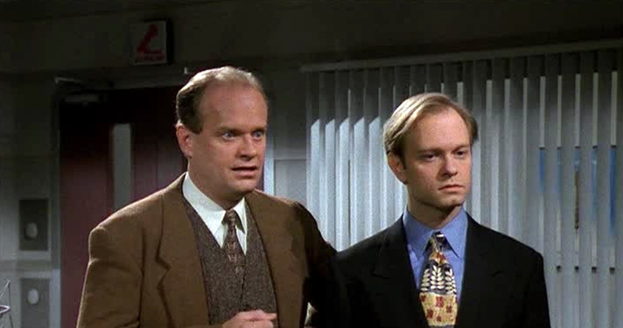 Kelsey Grammer i David Hyde Pierce w serialu "Frasier" (1993-2004) / CBS Photo Archive / Contributor /Getty Images