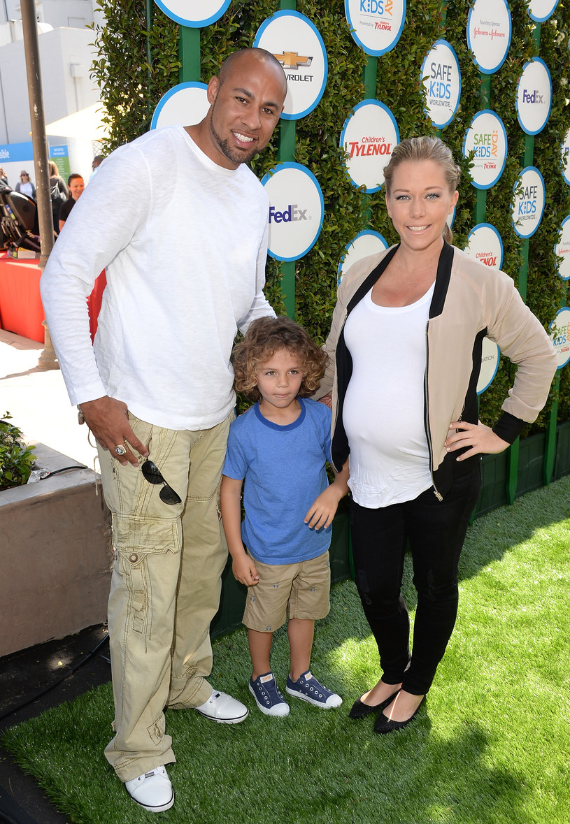 Kendra Wilkinson z mężem i synkiem /Jason Merritt /Getty Images