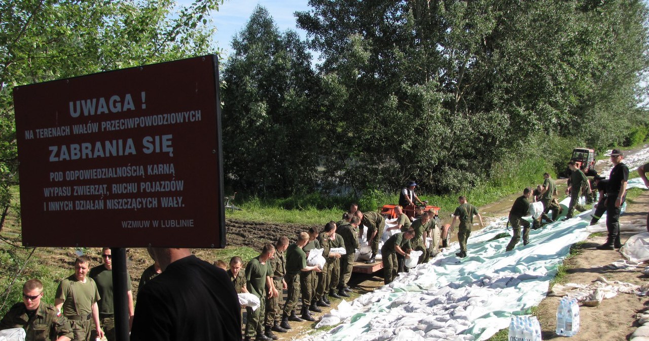 Kępa Gostecka walczy o utrzymanie wału
