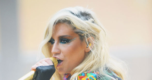 Kesha słynie z wyuzdanego stylu.... /Slaven Vlasic /Getty Images