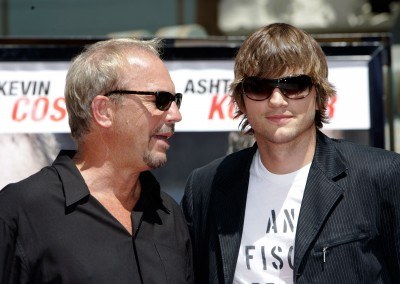 Kevin Costner i Ashton Kutcher /AFP