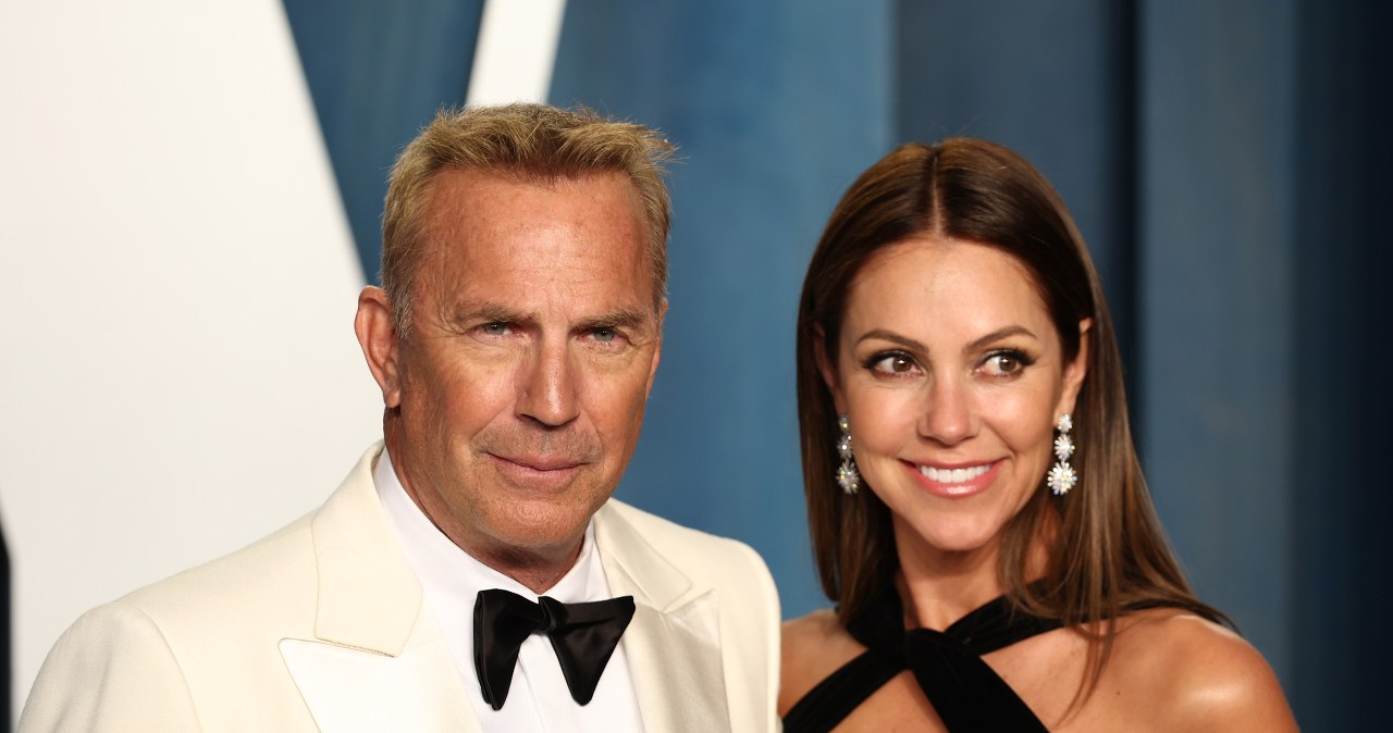 Kevin Costner i Christine Baumgartner /Arturo Holmes/FilmMagic /Getty Images