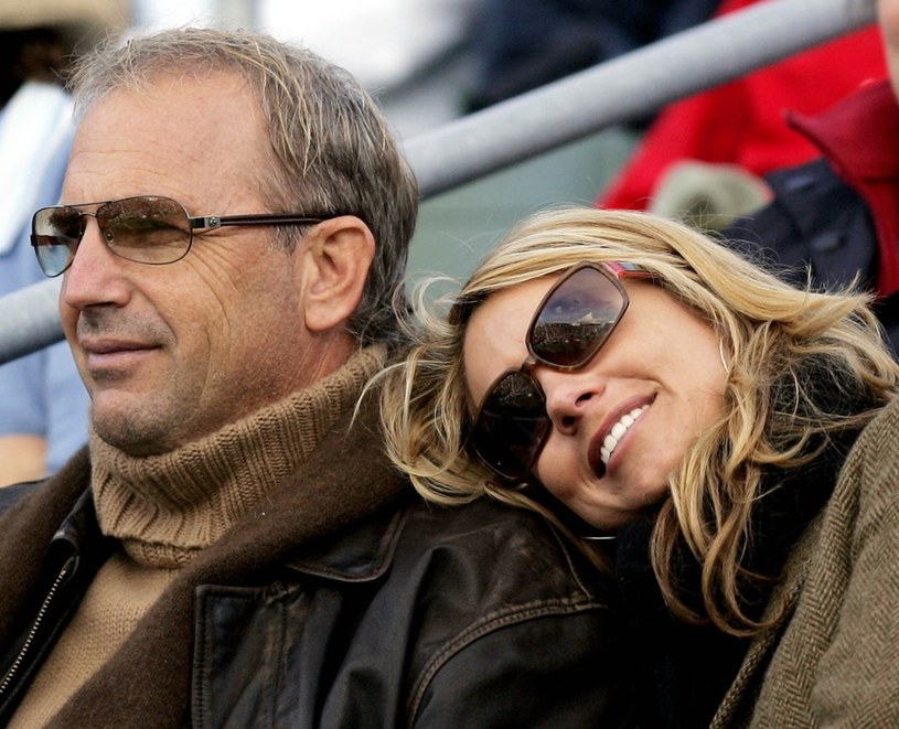 Kevin Costner i Cristine Baumgartner, rok 2004 /Kevork Djansezian