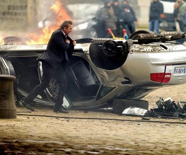 Kevin Costner w scenie z filmu "72 godziny"