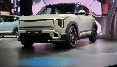 Kia EV2 to mały, tani SUV z nietypową tylną kanapą. Kiedy w salonach?