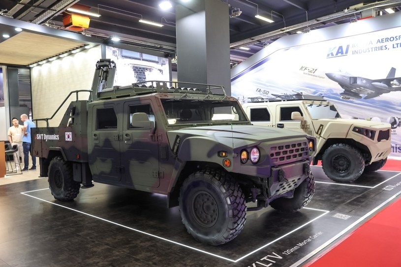 Kia KLTV czyli "koreański Hummer", który będzie produkowany w Polsce. Pierwsze egzemplarze dotarły już do Polski /