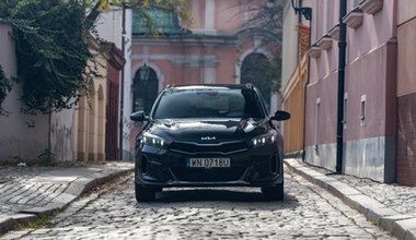 Kia Xceed została już tylko z jednym silnikiem. Czy ten model wart jest uwagi?