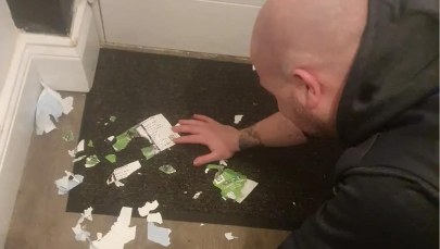 Kibic wystawił psa "na sprzedaż", bo ten zjadł mu bilety