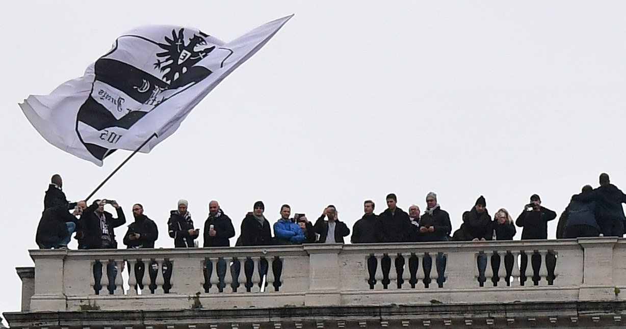 Kibice drużyny Eintracht Frankfurt /AFP