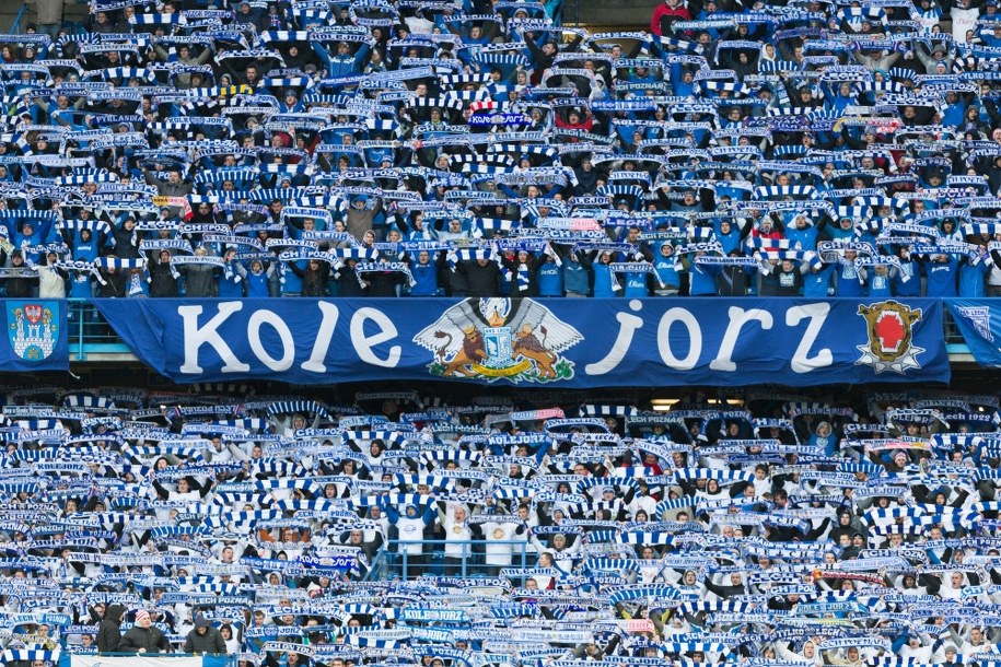 Kibice Lecha podczas meczu piłkarskiej T-Mobile Ekstraklasy, Lech Poznań - Cracovia Kraków /Adam Ciereszko /PAP