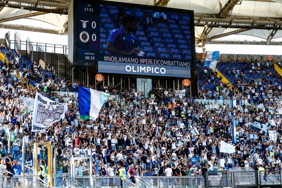 Kibice na Stadio Olimpico /ANGELO CARCONI /PAP/EPA
