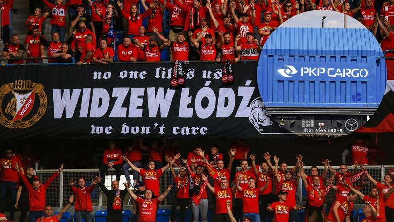 Kibice Widzewa Łódź podczas jednego ze spotkań /Albin Marciniak; Adam Jastrzębowski /East News