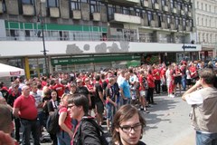 Kibice Widzewa walczą o nowy stadion. Protestowali przed magistratem