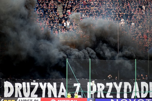 Kibice Wisły Kraków podczas meczu ostatniej kolejki piłkarskiej Ekstraklasy z Wartą Poznań //Łukasz Gągulski