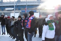 Kibice Wisły Kraków protestowali przeciwko odwołaniu meczu o Superpuchar
