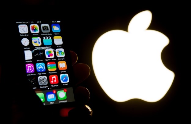 Kiedy Apple przestawi się na OLED-y? /AFP
