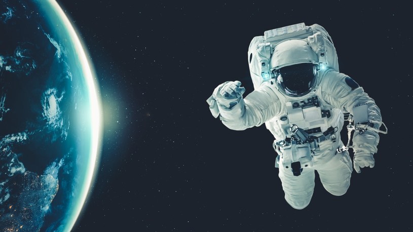 Kiedy astronauci wykonają lot wokół Księżyca w ramach misji Artemis II? /123RF/PICSEL