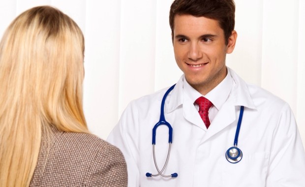 Kiedy do ginekologa? Najtrudniejszy pierwszy raz