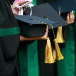 świadectwo Kiedy e-dyplom ukończenia studiów w mObywatelu? Sejm zadecydował