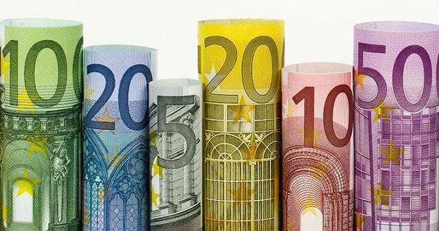 Kiedy Europejski Bank Centralny przestanie zalewać rynki nowymi pieniędzmi? /Deutsche Welle