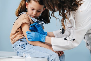 Kiedy gotowa będzie szczepionka dla dzieci przeciwko koronawirusowi?