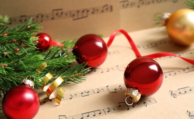 Kiedy i gdzie narodziła się pierwsza polska kolęda? Posłuchaj, jak brzmiała!