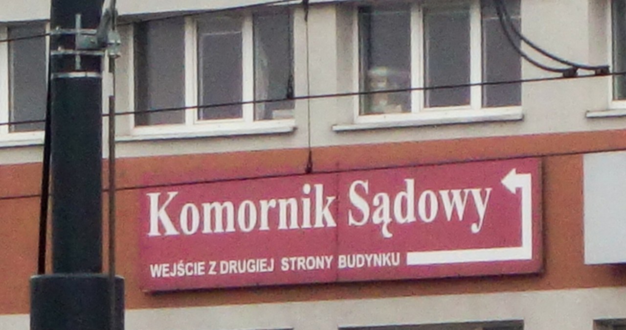 Kiedy komornik może zająć nieruchomość? Jak przebiega taka egzekucja? /Piotr Kamionka /Reporter