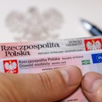 dowód osobisty Kiedy można wymienić dowód? Przed tą datą go nie wyrobisz
