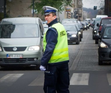 Kiedy nie obowiązują znaki drogowe? Czasem przestrzeganie ich oznacza mandat