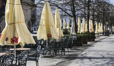 Kiedy otwarcie restauracji, salonów fryzjerskich? Jadwiga Emilewicz potwierdza