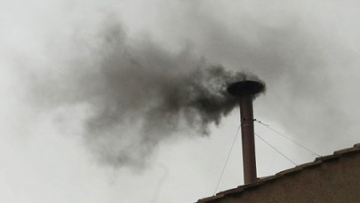 Kiedy pojawi się dym z Kaplicy Sykstyńskiej? Oto harmonogram głosowań podczas konklawe