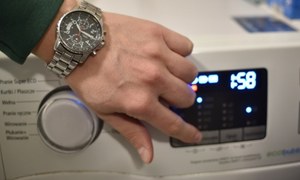 Kiedy prąd jest najtańszy? Podpowiadamy skuteczny sposób na mniejsze rachunki