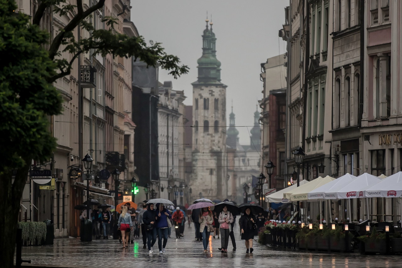 Kiedy przestanie padać? Długoterminowa prognoza pogody