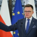 Kiedy Sejm zajmie się projektami ws. alkoholu? Deklaracja Hołowni