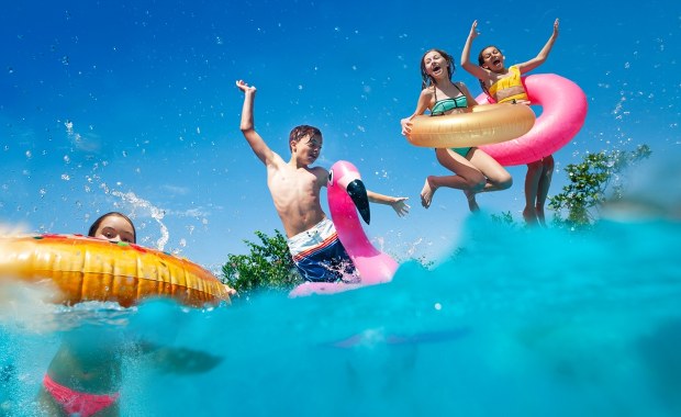 Kiedy w Łodzi rusza sezon kąpielowy? Tego dnia dzieci będą mogły się pluskać za darmo