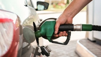 Kiedy zapłacimy mniej za paliwo? Eksperci wskazują